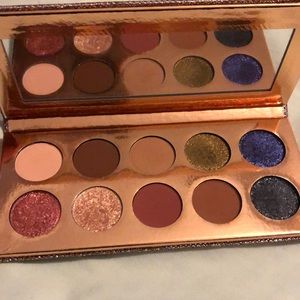 Dose of Colors Friendcation palette